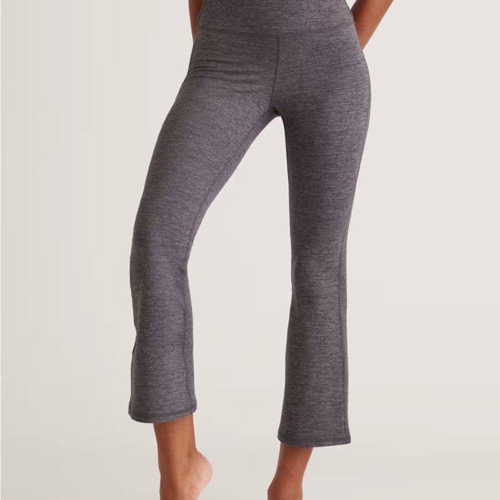 Quince Ultra-Soft Cropped Bootcut Pant